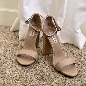Steve Madden Nude Heels Size 6